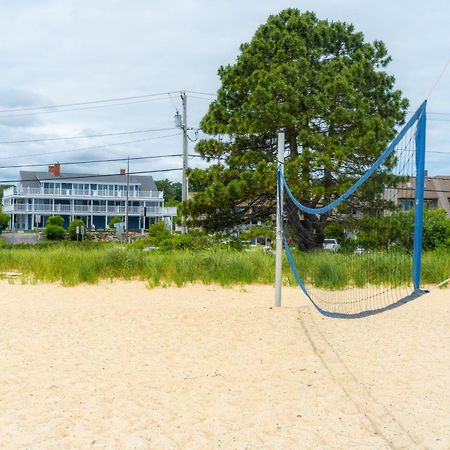 935 Ocean, A Beachside Inn Хэмптон Экстерьер фото