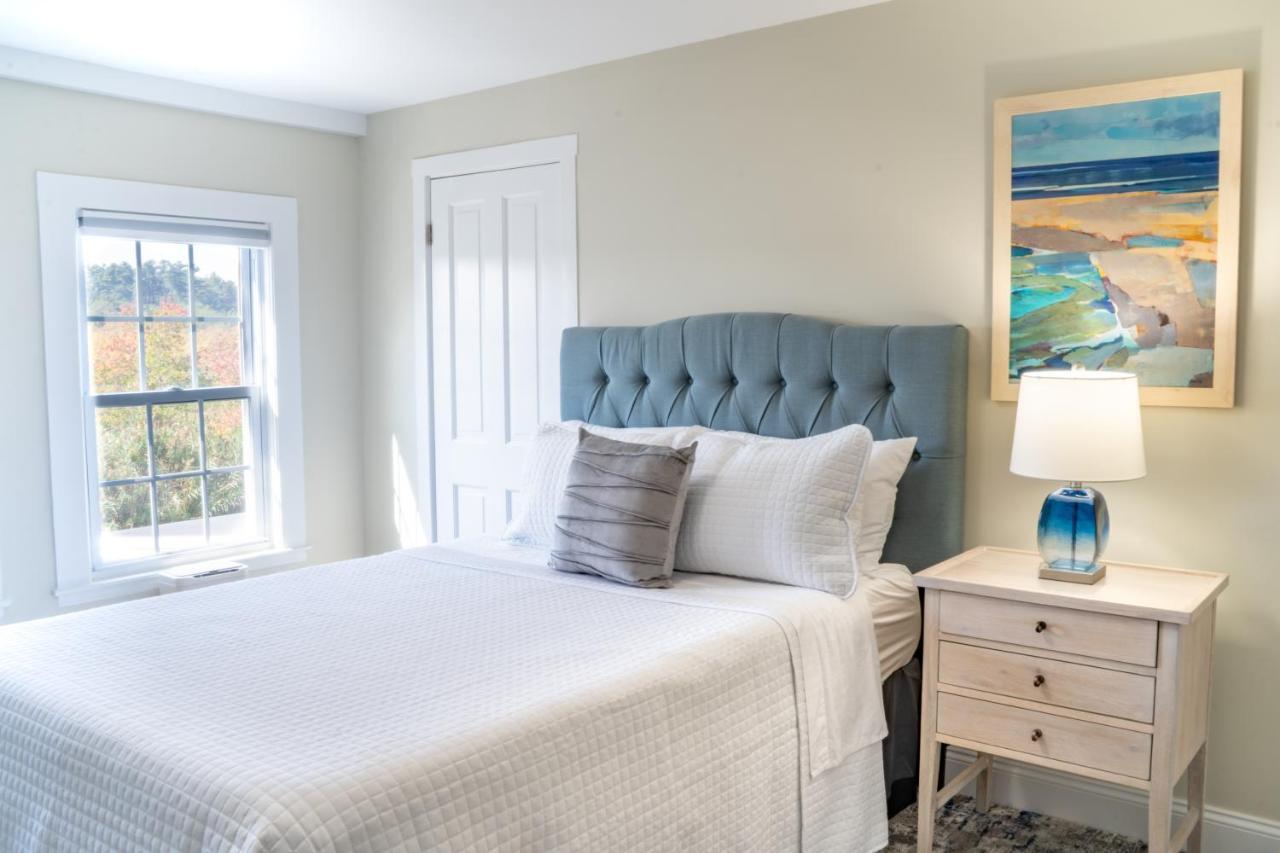 935 Ocean, A Beachside Inn Хэмптон Экстерьер фото