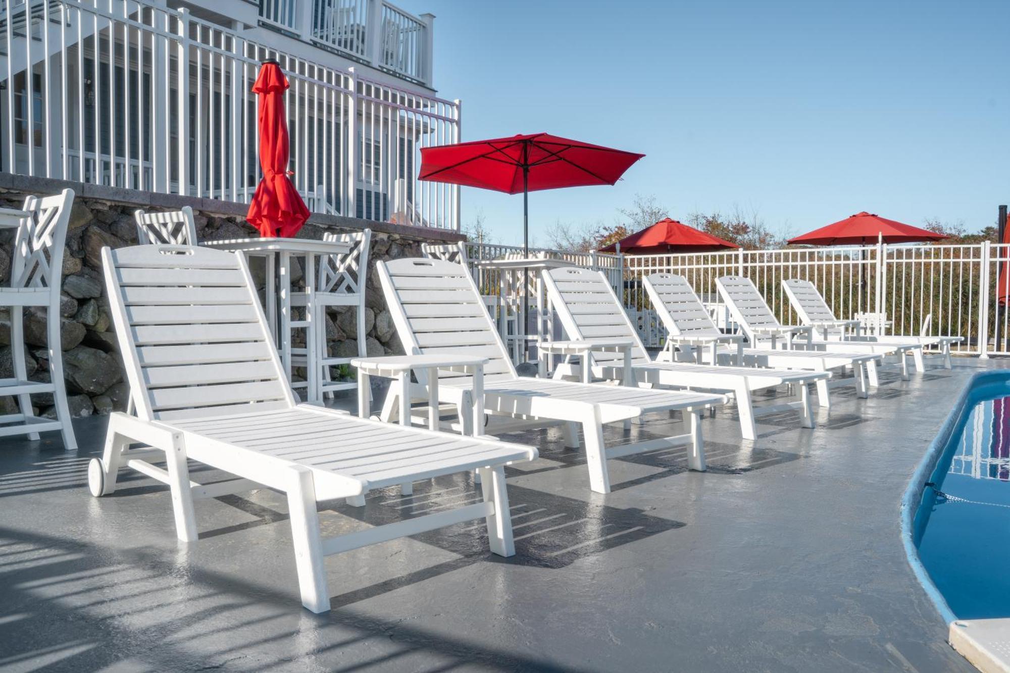 935 Ocean, A Beachside Inn Хэмптон Экстерьер фото
