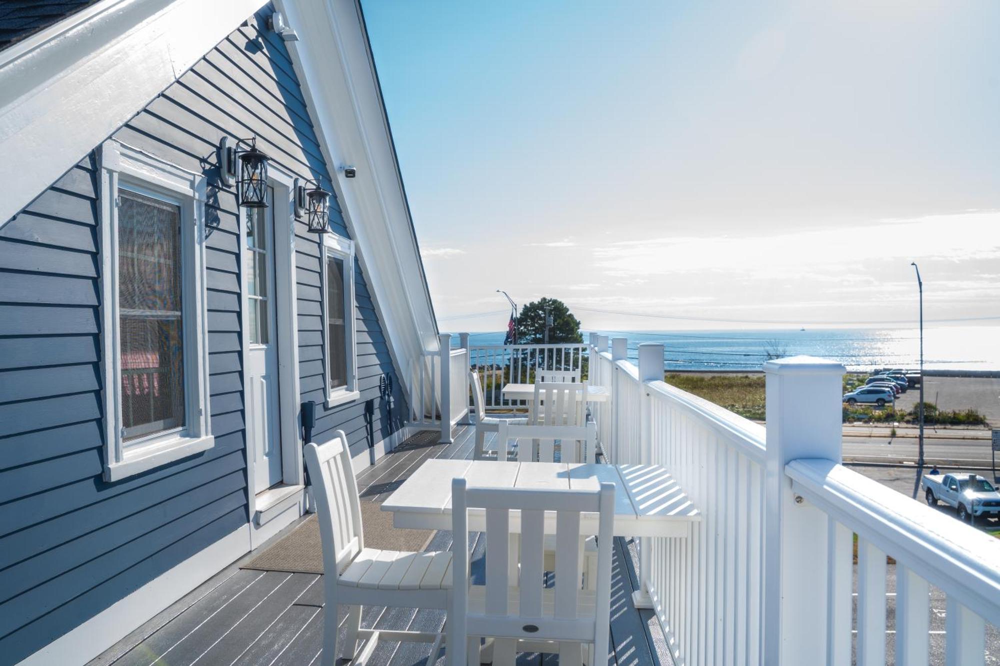 935 Ocean, A Beachside Inn Хэмптон Экстерьер фото