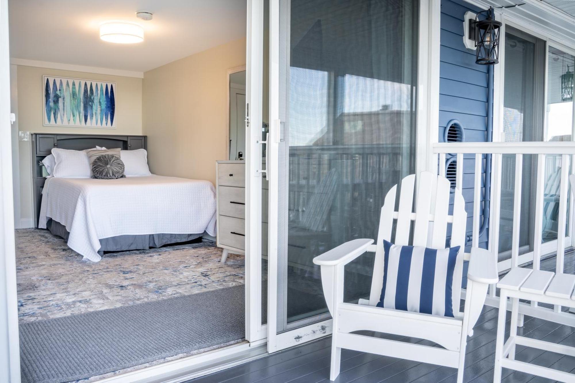 935 Ocean, A Beachside Inn Хэмптон Экстерьер фото