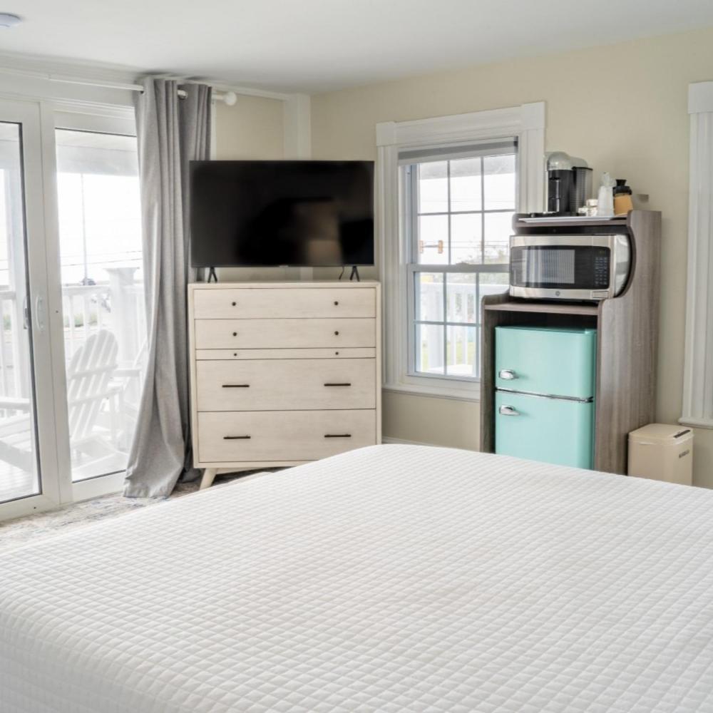 935 Ocean, A Beachside Inn Хэмптон Экстерьер фото